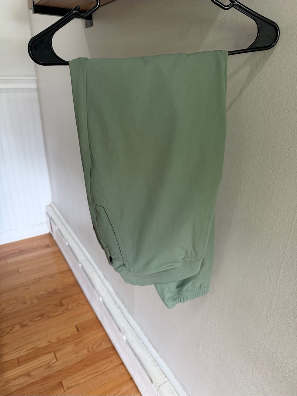 Men's Sage Green Jogger Sweatpants - Legends